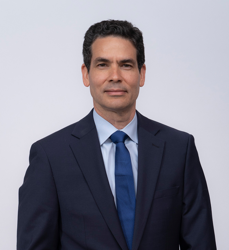Francisco-Gonzalez-800